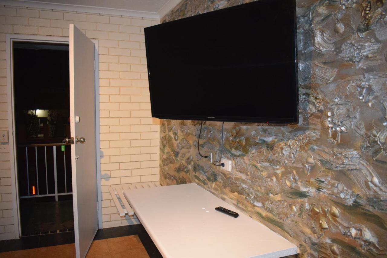 Queenslander Motel Gold Coast Bagian luar foto